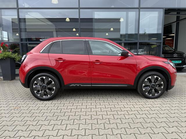 Fiat 600 1.2 Hybrid La Prima *ACC & Massage*
