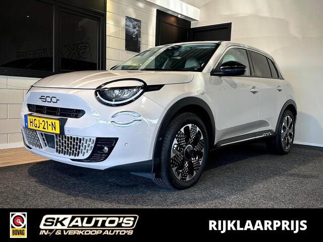 Fiat 600 1.2 HYBRID LA PRIMA l NAP l ELEK KOFFER l MEMORY l CAMERA l LED l CARPLAY l