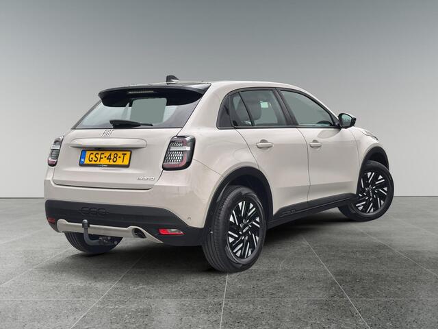 Fiat 600 Urban 1.2 Hybrid 110pk e-DSC6 | CAMERA | AFN. TREKHAAK | DODEHOEKBEW. | DAB+ | APPLE CARPLAY / ANDROID AUTO |