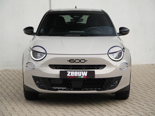 Fiat 600 1.2 Hybrid 145 PK La Prima | Camera | Carplay | Alcantara – foto 5