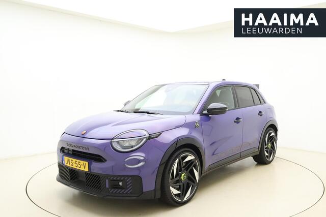 Fiat Abarth 600e Scorpionissima 54 kWh | Sabelt kuipstoelen | Sper differentieel | Sound Box | 20'' lichtmetalen velgen | Alcantara sportstuur | Zwarte hemelbekleding