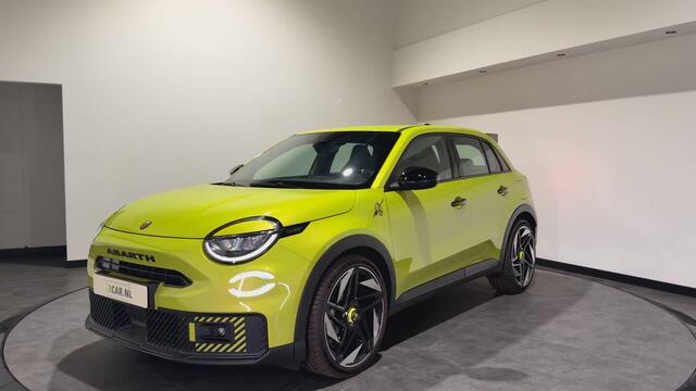 Fiat Abarth 600e Turismo 54 kWh | Acid Green