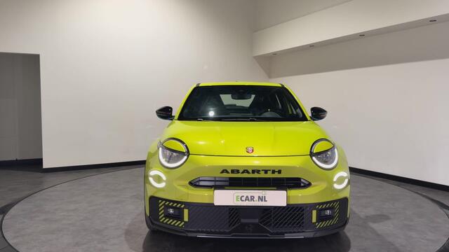Fiat Abarth 600e Turismo 54 kWh | Acid Green