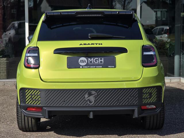Fiat Abarth 600e Scorpionissima 54 kWh | Apple-Android | Sportstoelen | Parkeercamera