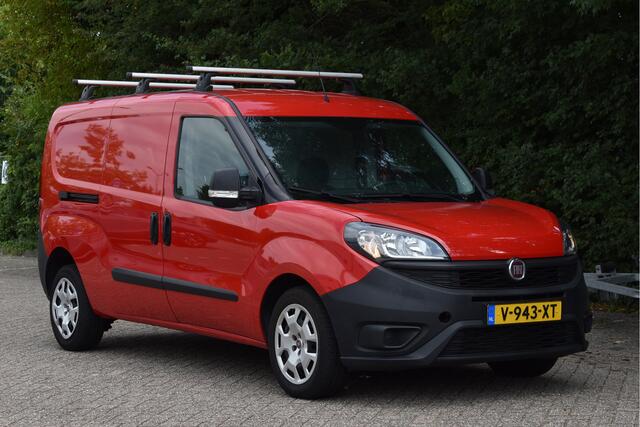 Fiat DOBLO Cargo 1.6 MJ L2H1 Maxi 3-persoons | NAVI | CRUISE CONTR | AIRCO | DAB | DAKDRAGERS | SCHUIFDEUR RECHTS