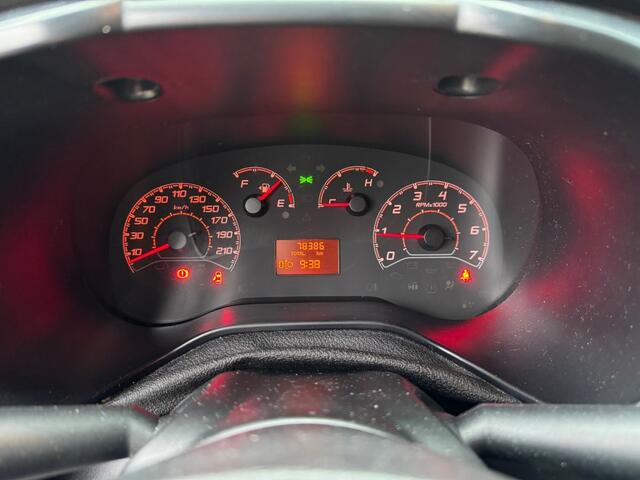 Fiat DOBLO 1.3MJ Airco, schuifdeur, dakdragers, USB, TOPSTAAT