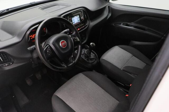 Fiat DOBLO Cargo 1.3 MJ L1H1 SX 2017 | Trekhaak | Navigatie | Spraakbediening | DAB Radio | Parkeersensoren | Stuurwiel Bediening | Nationale Autopas