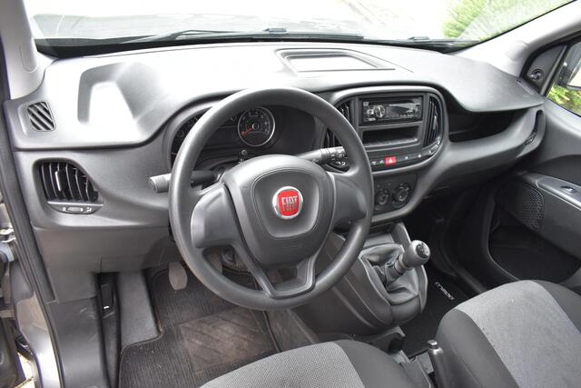 Fiat DOBLO Cargo 1.6 MJ L1H1 23.000KM NAP | Metallic grijs | Betimmerd | Airco | Garantie