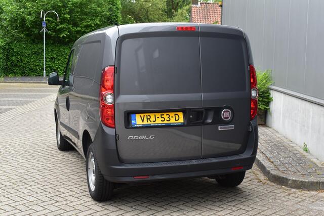 Fiat DOBLO Cargo 1.6 MJ L1H1 23.000KM NAP | Metallic grijs | Betimmerd | Airco | Garantie