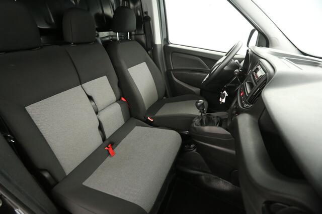 Fiat DOBLO 1.6 MJ L1H1 Airco Cruise Trekhaak 3 Persoons Lat om Lat