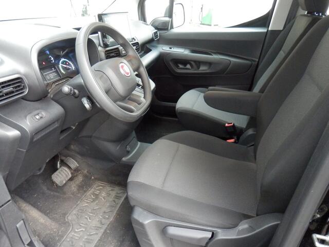 Fiat DOBLO L2 50 kWh | Dubbele Cabine | 5-zits | Multi-Laadruimte |