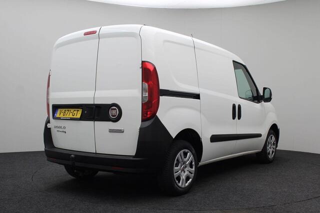 Fiat DOBLO Cargo 1.3 MJ L1H1 Actual 2017 NAP | Airco | Bluetooth | Trekhaak | Elektrische ramen | AUX USB | Zijschuifdeur | Centrale vergrendeling