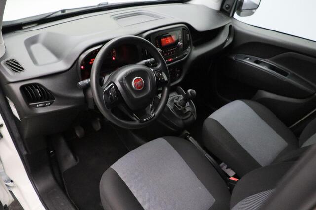 Fiat DOBLO Cargo 1.3 MJ L1H1 Actual 2017 NAP | Airco | Bluetooth | Trekhaak | Elektrische ramen | AUX USB | Zijschuifdeur | Centrale vergrendeling