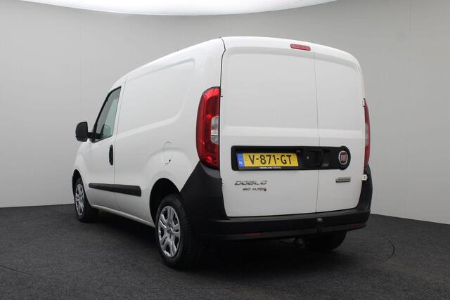 Fiat DOBLO Cargo 1.3 MJ L1H1 Actual 2017 NAP | Airco | Bluetooth | Trekhaak | Elektrische ramen | AUX USB | Zijschuifdeur | Centrale vergrendeling
