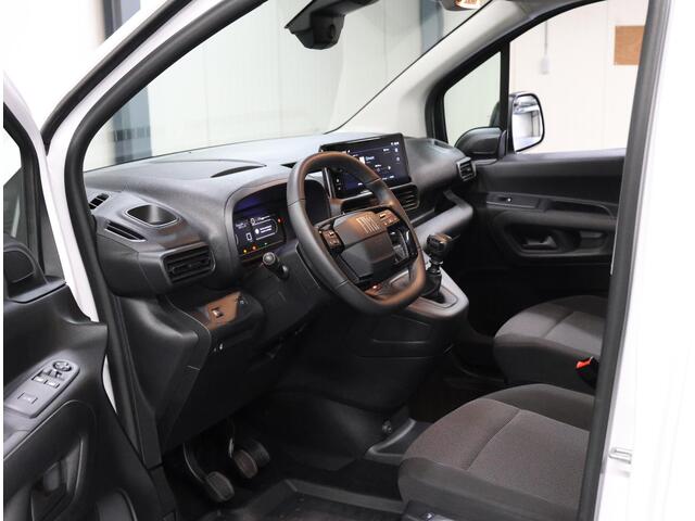 Fiat DOBLO 1.5 BlueHDi 100PK S&S L1 1000KG | AppleCarPlay/AndroidAuto | Houtenlaadvloer | Cruise Control | Climate Control | Parkeersensoren | DAB Radio | Stoelverwarming | Keyless |