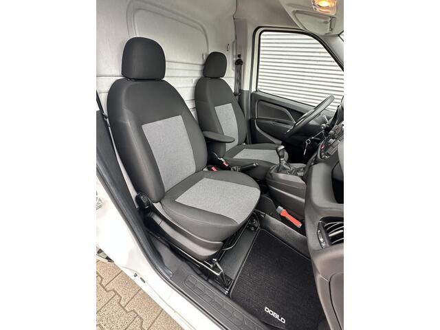 Fiat DOBLO Cargo 1.3 MJ L1H1 NIEUWSTAAT