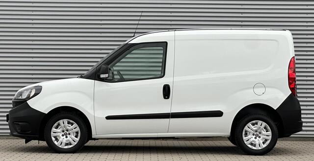 Fiat DOBLO Cargo 1.3 MJ L1H1 NIEUWSTAAT