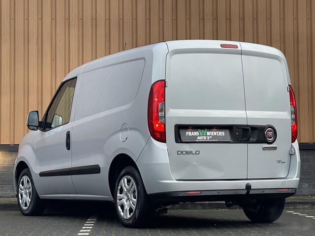 Fiat DOBLO 1.3 MJ L1 | Marge! | Trekhaak | Navigatie | Airconditioning | Cruise Control | Bluetooth | DAB | Multifunctioneel Stuurwiel | Elektrische Spiegels | Elektrische Ramen |