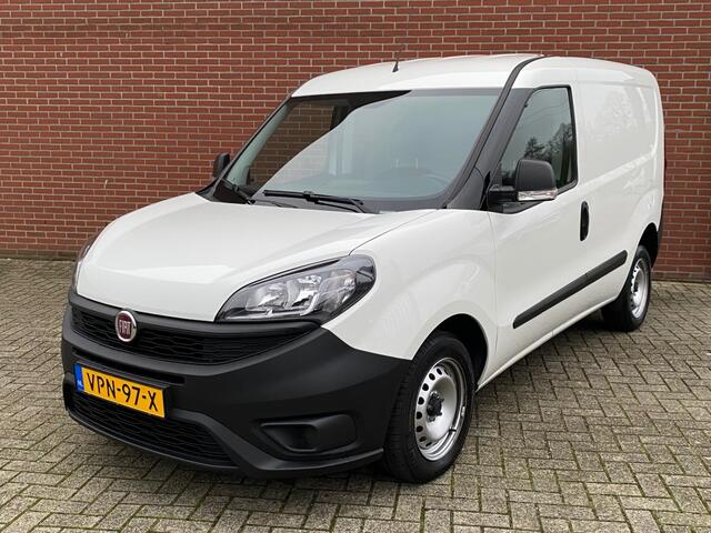 Fiat DOBLO Cargo 1.6 MJ L1H1 105PK AIRCO 6-VERSNELLINGEN ACHTERDEUREN