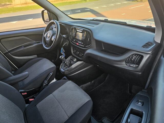Fiat DOBLO Cargo 1.6 MJ L2H1 | Trekhaak | Navigatie | Inbraak beveiliging
