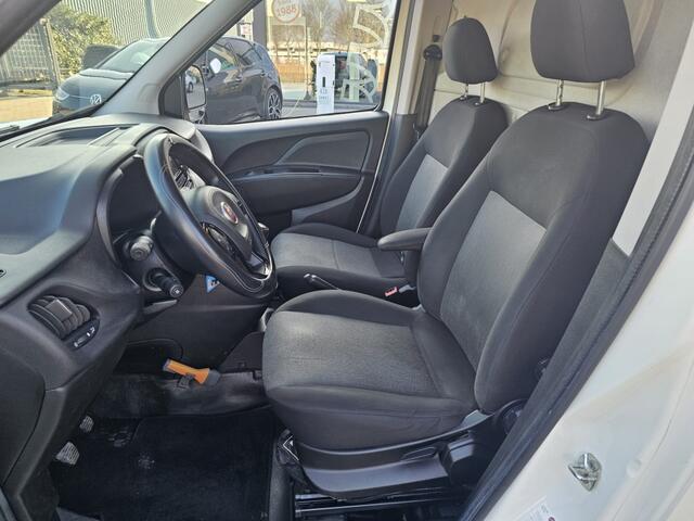 Fiat DOBLO Cargo 1.6 MJ L2H1 | Trekhaak | Navigatie | Inbraak beveiliging