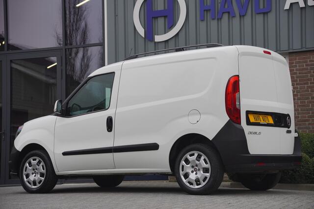 Fiat DOBLO Cargo 1.4 Benzine, AIRCO, 3-ZITS, BTW-VRIJ / MARGE
