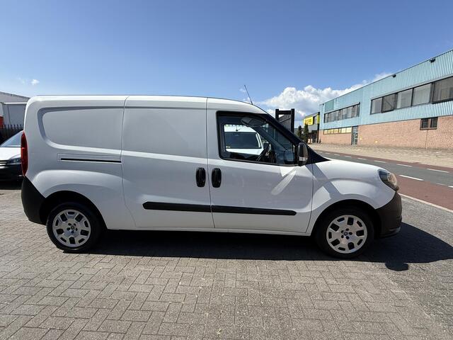 Fiat DOBLO Cargo FIAT DOBLO 1.4 T-Jet 120PK BENZINE MAXI EURO-6 3-zitplaatsen EURO-6