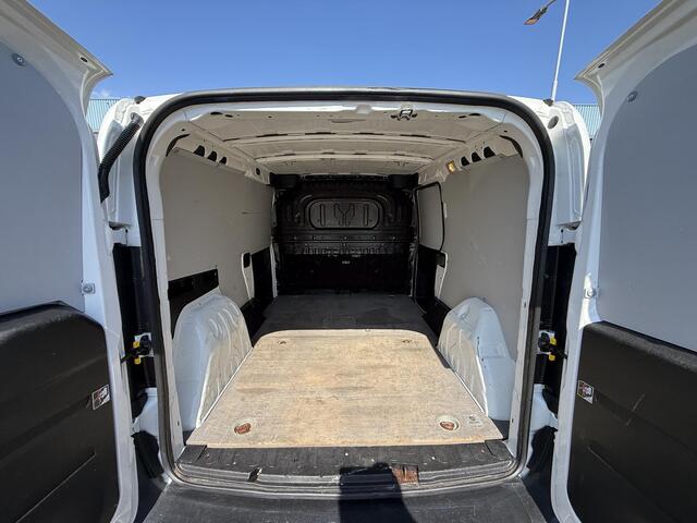 Fiat DOBLO Cargo FIAT DOBLO 1.4 T-Jet 120PK BENZINE MAXI EURO-6 3-zitplaatsen EURO-6