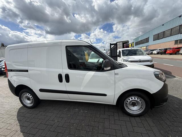 Fiat DOBLO Cargo 1.6 MJ L1H1