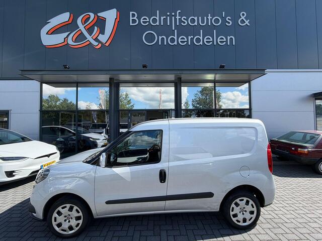 Fiat DOBLO Cargo 1.4 95 Base SWB lichte schade l airco l cruise l benzine l 25dkm l MARGE