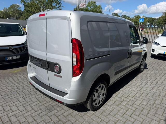 Fiat DOBLO Cargo 1.4 95 Base SWB lichte schade l airco l cruise l benzine l 25dkm l MARGE