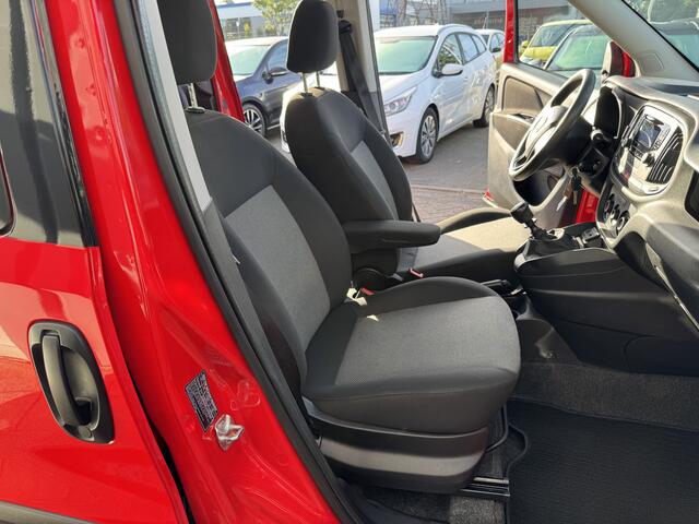 Fiat DOBLO Cargo 1.4 T-Jet L1H1 SX 5 persoons