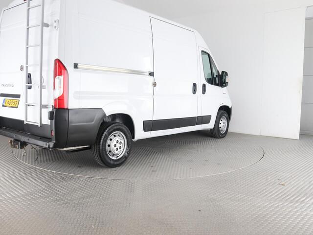 Fiat DUCATO 30 2.3 MULTI JET L2H2 (EX.BTW) CLIMA. NAVIGATIE.CRUISE 1e EIG 3 zit. Laadvloer. dubbele deuren . Ook lease !!