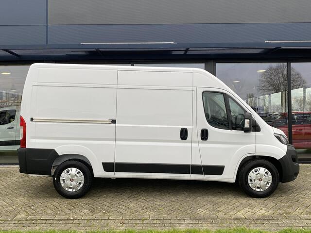 Fiat DUCATO 35 2.2D 180pk L2H2 Automaat | VOORRAAD | Snel leverbaar | BPM VRIJ! | Verzwaarde vering | Luxe tussenwand | Comfort bestuurderstoel | All season banden | Bluetooth | Airco