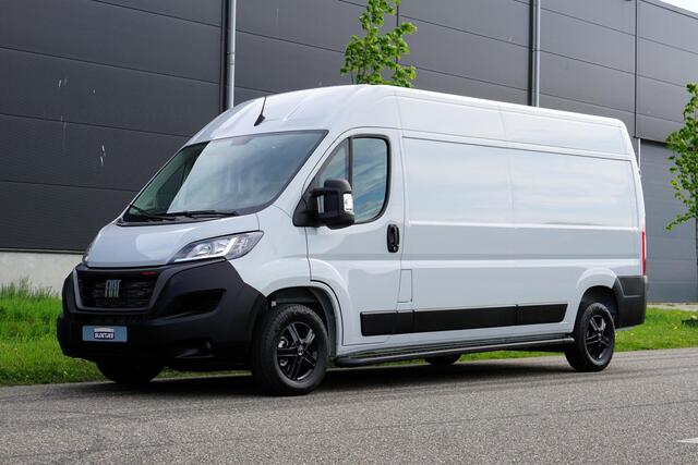 Fiat DUCATO 35 2.2 MultiJet L3H2 180 pk |Nieuwstaat |Grijs |3500 KG |Digitaal dashboard |Groot scherm |Navi |Cruise |Climate |Achteruitrijcamera |Parkeersensoren