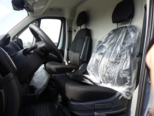 Fiat DUCATO 2.2 MultiJet 140 PK L3H2 Ideale Basis voor Camperbus nu met ¤ 18.000 korting| Nieuwprijs inclusief BTW/BPM ¤ 63.000,- | Nu ¤ 45.000,- incl. BTW en BPM | 2500 KG Trekvermogen | Groot Multimedia Scherm | Verzwaarde Vering | All Season Banden | 2-Zits | LED 