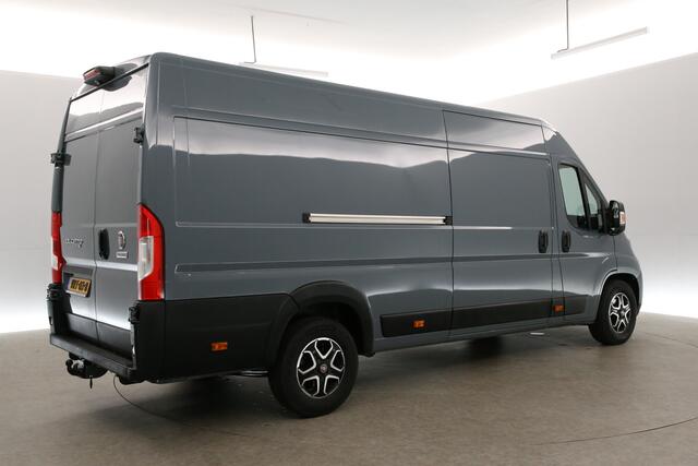 Fiat DUCATO 35H HD 2.2 MultiJet 180PK L4H2 3000kg Trekgew. | Airco | Carplay | 3 Persoons | Camera | Trekhaak | 3 Persoons | Cruise