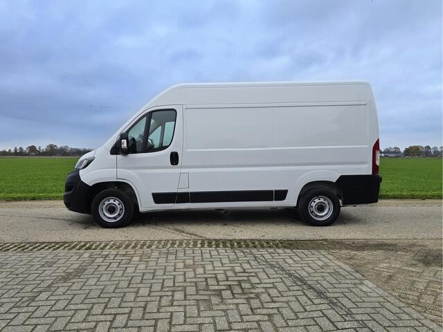 Fiat DUCATO 35 2.2 MultiJet L2 H2 - 140 Pk - Euro 6 - ParkeerCamera - AppleCarplay AndroidAuto - Airco - Cruise Control