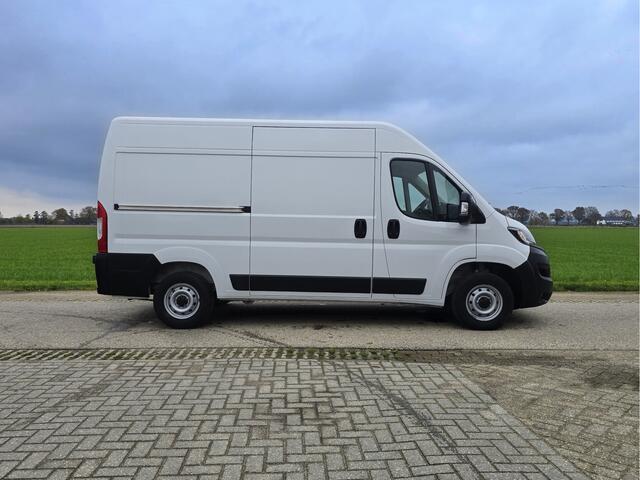 Fiat DUCATO 35 2.2 MultiJet L2 H2 - 140 Pk - Euro 6 - ParkeerCamera - AppleCarplay AndroidAuto - Airco - Cruise Control