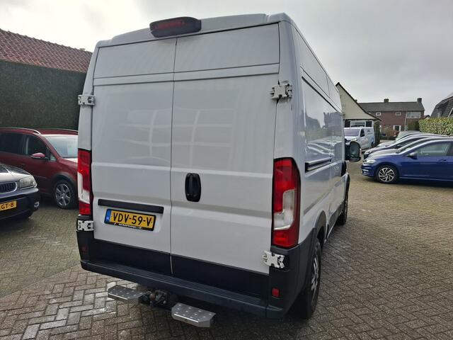 Fiat DUCATO 35H 2.3 MultiJet L2H2 2 X SCHUIFDEUR CLIMAT/CRUISE/NAVI/3-ZITS 130PK