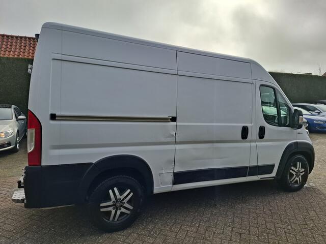 Fiat DUCATO 35H 2.3 MultiJet L2H2 2 X SCHUIFDEUR CLIMAT/CRUISE/NAVI/3-ZITS 130PK