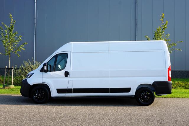 Fiat DUCATO 2.2 MultiJet 140 L3H2 3.5t |Automaat |140 pk |Betimmering |Nieuw |Camera |Cruise |Airco |Verzwaard |Bluetooth media en telefonie |DAB radio |Parkeersensoren |3500 KG verzwaard