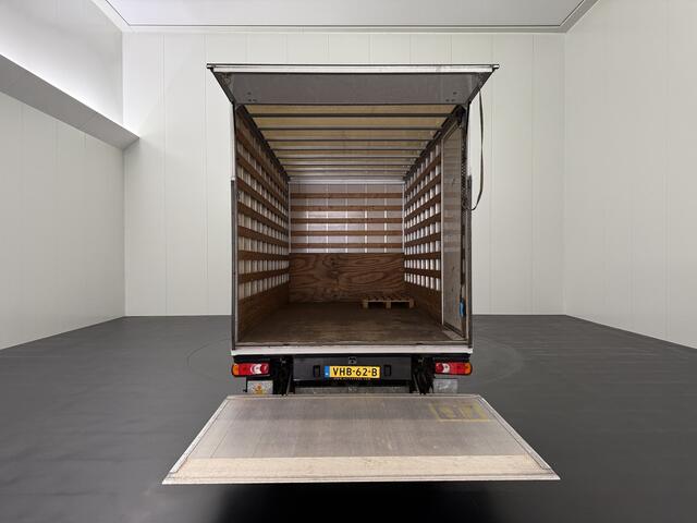 Fiat DUCATO 140PK Bakwagen+Laadklep | Trekhaak 3000Kg | Zijdeur | Dakspoiler | Navigatie | Camera | Airco | Cruise | 3-Zits