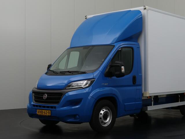 Fiat DUCATO 140PK Bakwagen+Laadklep | Trekhaak 3000Kg | Zijdeur | Dakspoiler | Navigatie | Camera | Airco | Cruise | 3-Zits