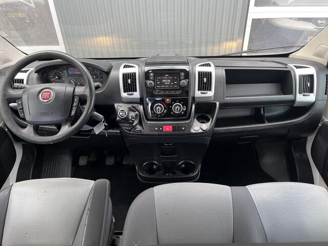 Fiat DUCATO 35H 2.3 MultiJet L2H1 DC Airco Trekhaak 3000kg trekgewicht Stuurwielbediening Gereedschapskist Telefoonverbinding open laadbak Pick-up 7-Persoons p-up Bakwagen Euro 6