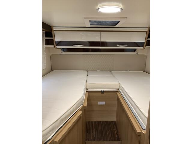 Fiat DUCATO Mc Louis Sovereign 439G 140PK lengte bedden met hefbed