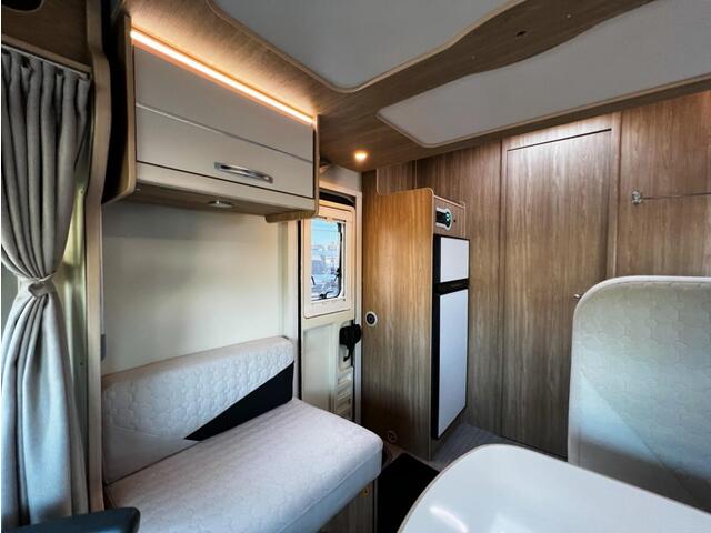 Fiat DUCATO Rimor Seal 69 Plus Queens bed, 5 gordelplekken