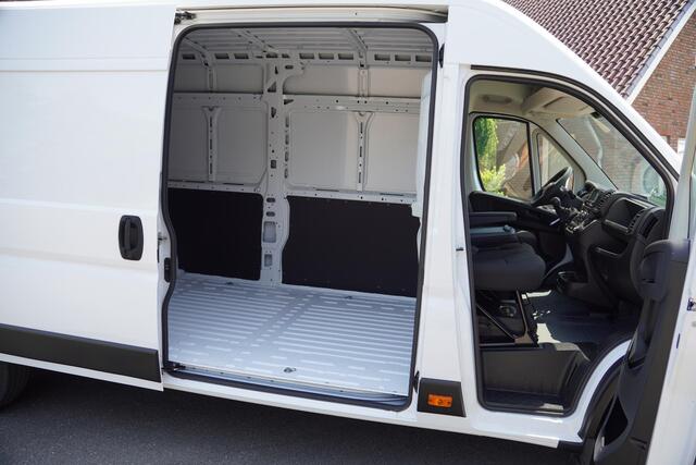 Fiat DUCATO L4H2 MultiJet 140 pk Airco, BPM vrij, PDC, NIEUW!