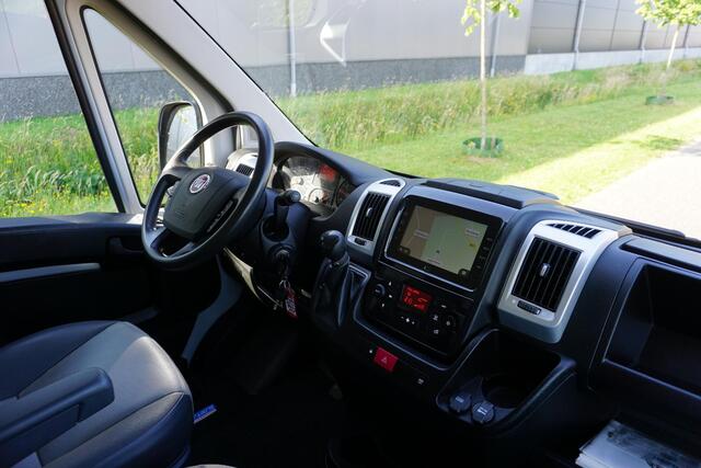 Fiat DUCATO 35H 2.3 MultiJet L3H2 in Topstaat |Grijs |160 pk |Volautomatische versnellingsbak |Camera |Cruise |Navi |Trekhaak |Climate control |1e eigenaar |3500 KG