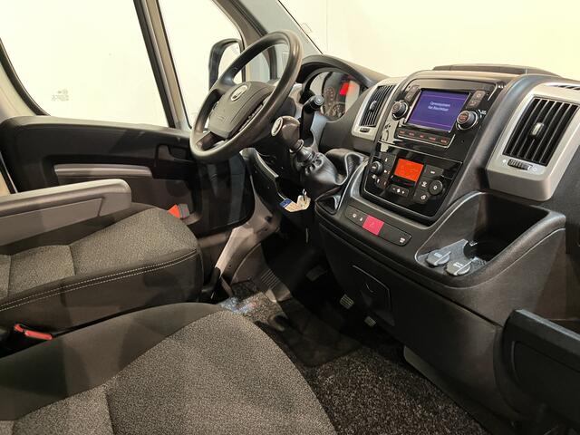 Fiat DUCATO 30 2.3 MultiJet L2H2 120 PK / Euro 6 / Airco / Cruise Control / Trekhaak / Navigatie / 3-Zits /